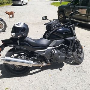 Meet your Posher, Brenda